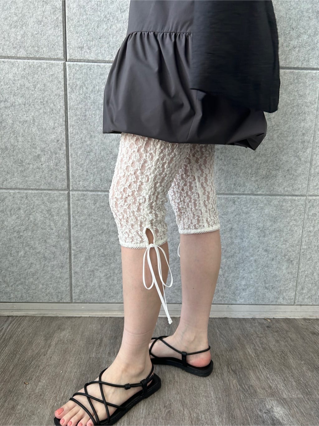 honoka Aさんの「CODE A｜lace leggings」を使ったコーディネート