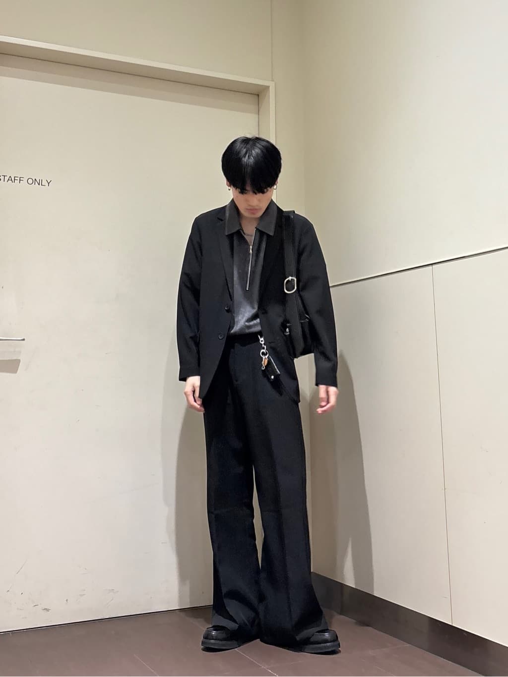 Nさんの「tk.TAKEO KIKUCHI｜◆ダブルクロスフレアパンツ」を使ったコーディネート