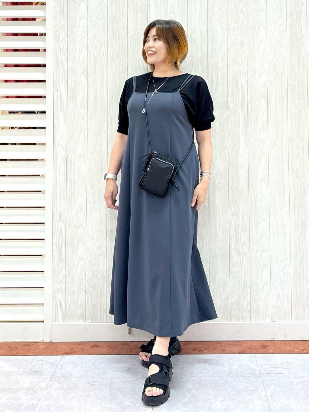 もっちさんの「SHOO･LA･RUE｜◆女性らしさ溢れる　フレアキャミワンピース」を使ったコーディネート