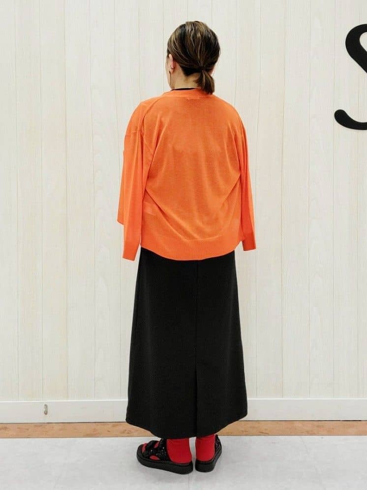 nanahachiさんの「SHOO･LA･RUE｜【洗える】ひんやりさらっと 大人のシアーカーディガン」を使ったコーディネート