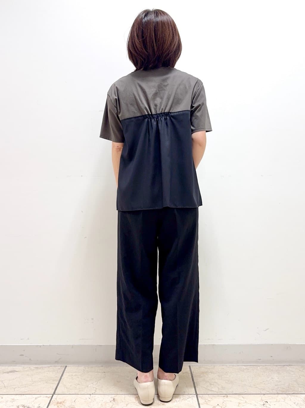 kaeさんの「Reflect｜◆【マシンウォッシュ可能】レイヤード風ジャージブラウス」を使ったコーディネート