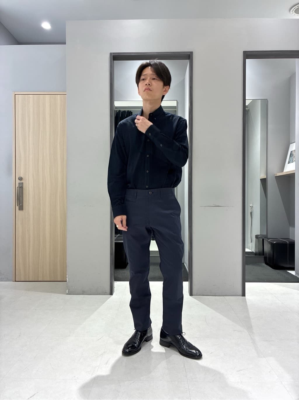 わいずみさんの「TAKEO KIKUCHI｜【抗菌防臭】COOL DOTS（R）ドビープリント ジャケット」を使ったコーディネート