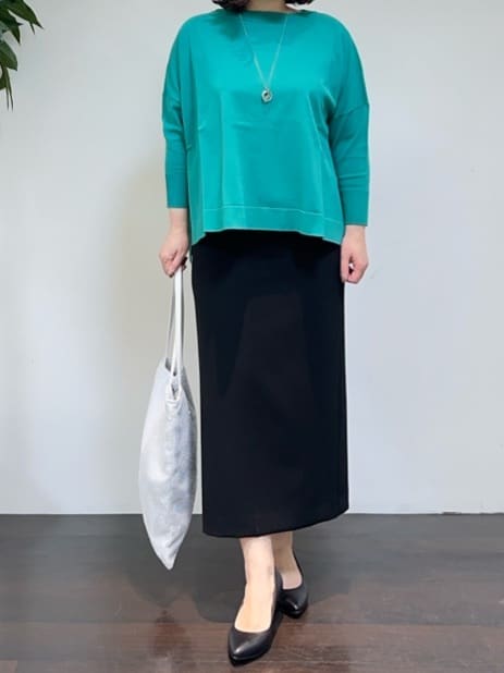 Asamiさんの「UNTITLED｜トリプルワントップペンダント」を使ったコーディネート