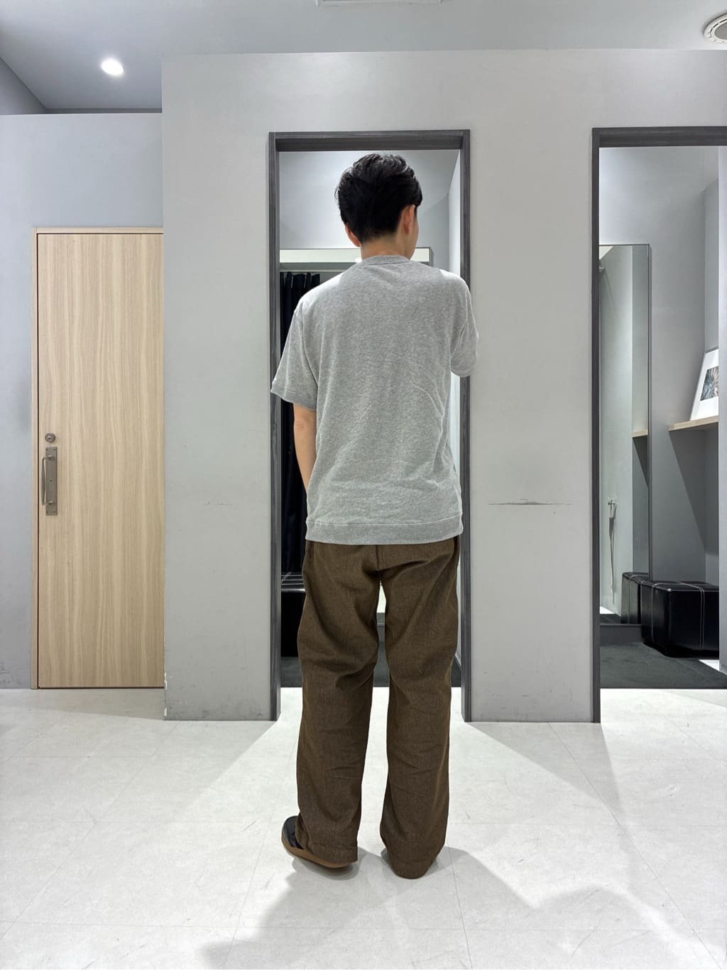 わいずみさんの「TAKEO KIKUCHI｜フルベジタンニンレザー バックパック」を使ったコーディネート