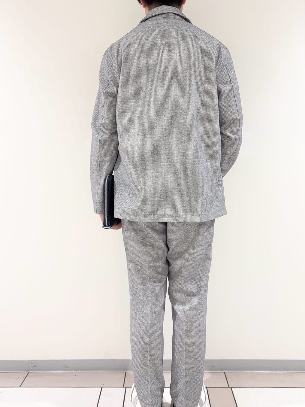 及川さんの「TAKEO KIKUCHI｜【抗菌防臭／5サイズ展開】ハイゲージポンチ Tシャツ」を使ったコーディネート