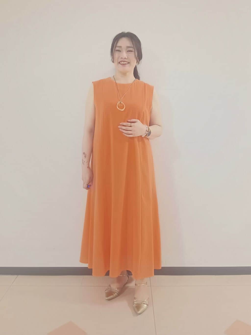 kaoさんの「INDIVI｜◆【大人シアーラメ】きれいめニットカーディガン」を使ったコーディネート
