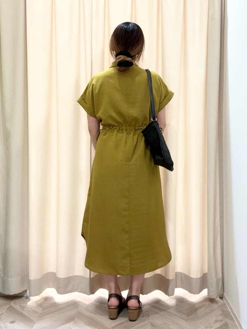 ゆりりんさんの「SHOO･LA･RUE｜◆【高レビュー/累計販売35万足突破】片手ではけるサンダル シューダル 25SS」を使ったコーディネート