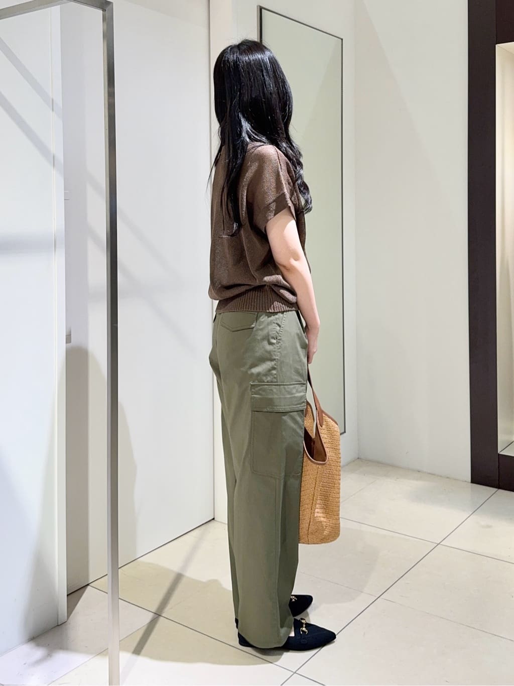 kaoruさんの「UNTITLED｜◆【洗える/スポーティー】ストレートカーゴパンツ」を使ったコーディネート
