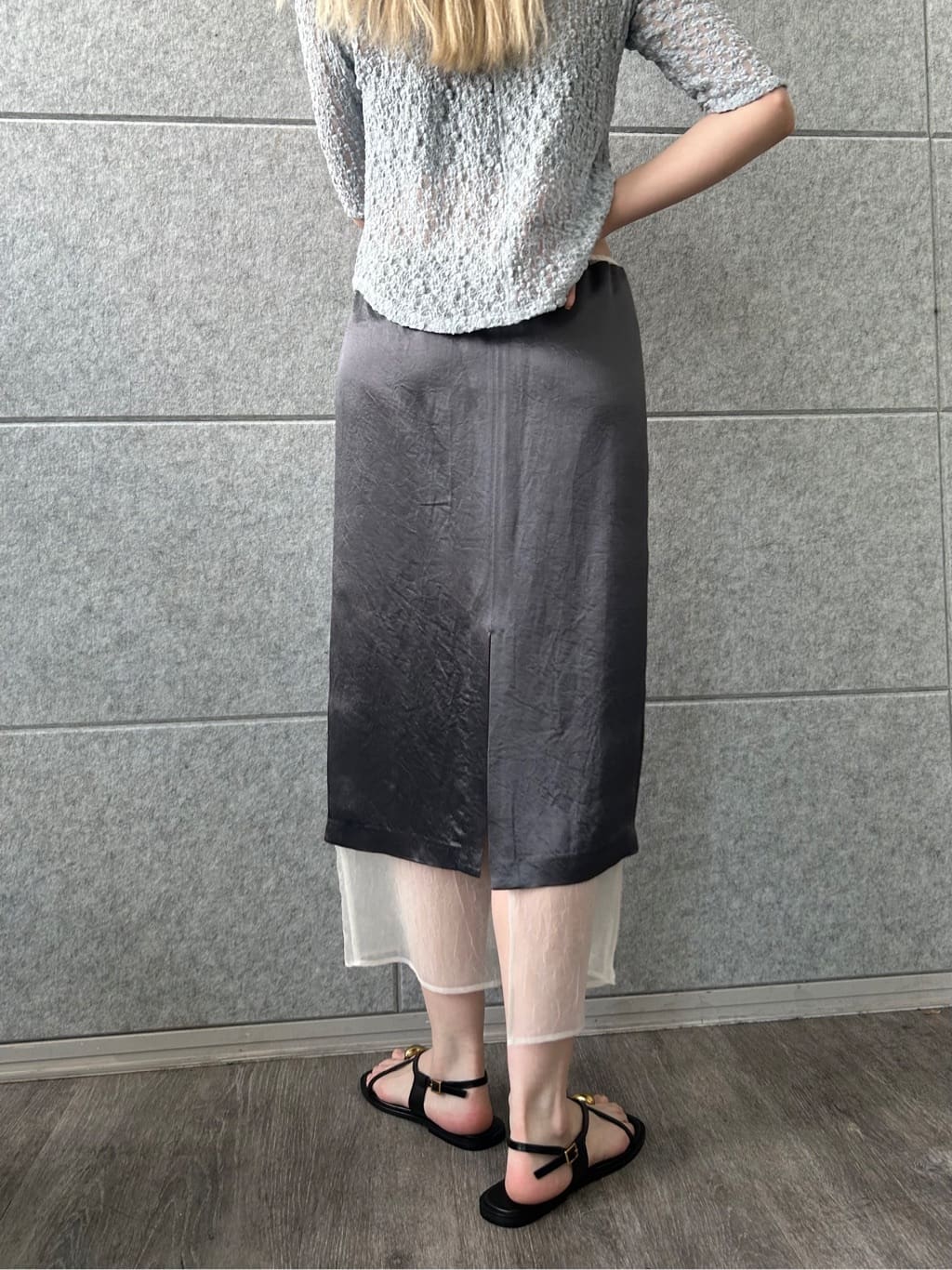 honoka Aさんの「CODE A｜lace layered pullover」を使ったコーディネート