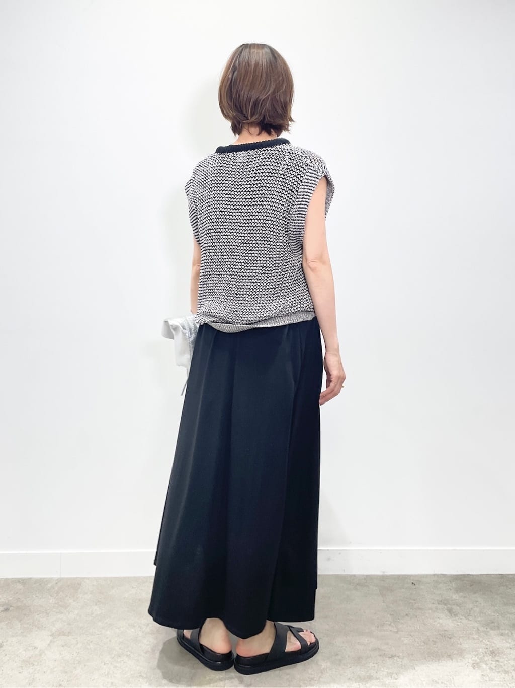 KAYOさんの「UNTITLED｜◆【Audrey and John Wad】クルーネックノースリーブフレアワンピース」を使ったコーディネート