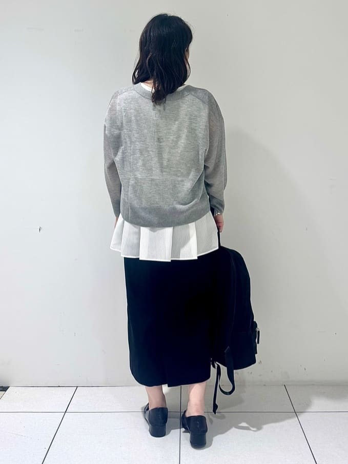 そんさんの「INDIVI｜【洗える／レイヤードにも活躍】ペプラムインナートップス」を使ったコーディネート