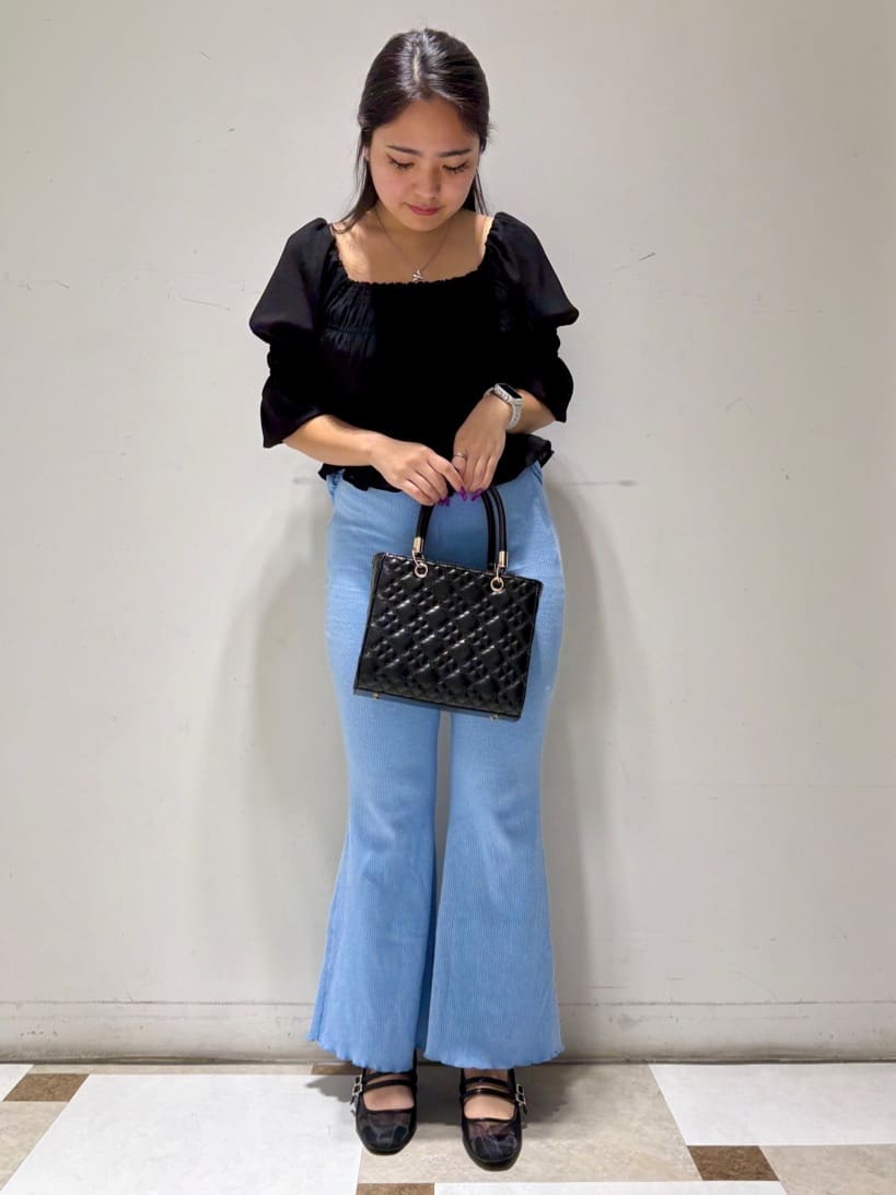 のはらっちょさんの「ESPERANZA｜ダブルベルトメッシュパンプス」を使ったコーディネート