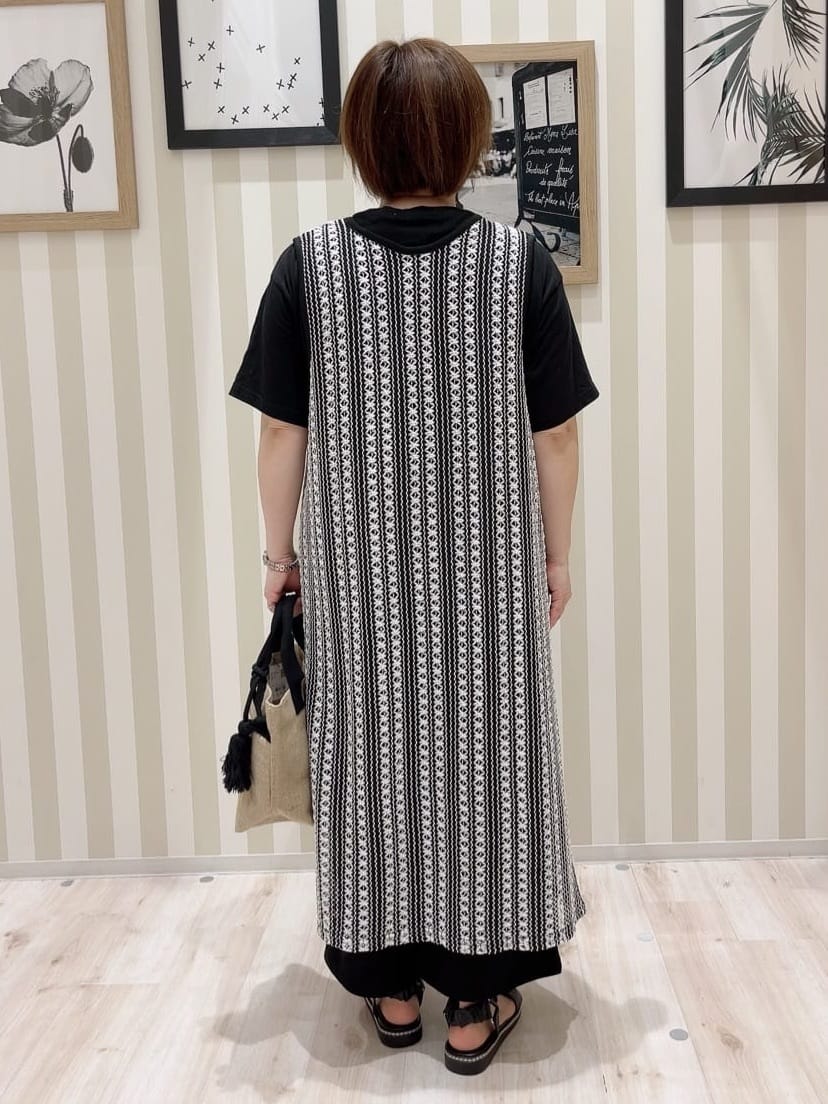 ma_miさんの「SHOO･LA･RUE｜◆【選べる4柄】コットンプリントロゴTシャツ」を使ったコーディネート