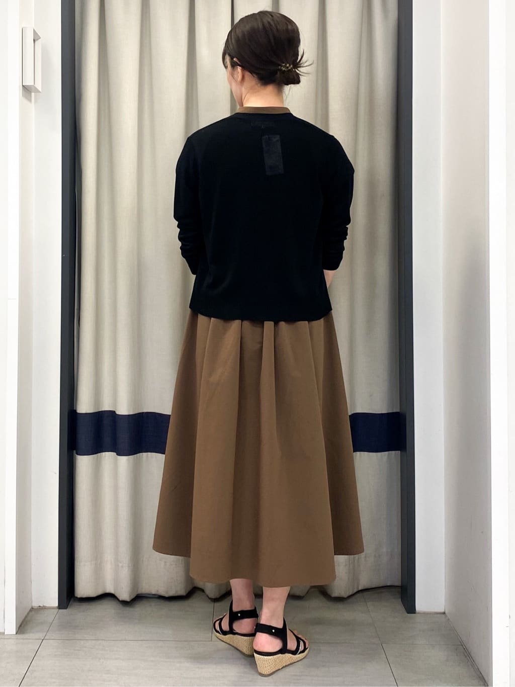 eguchiさんの「grove｜◆【接触冷感/UVカットetc】夏に嬉しい機能付き！ベーシックショートカーディガン」を使ったコーディネート