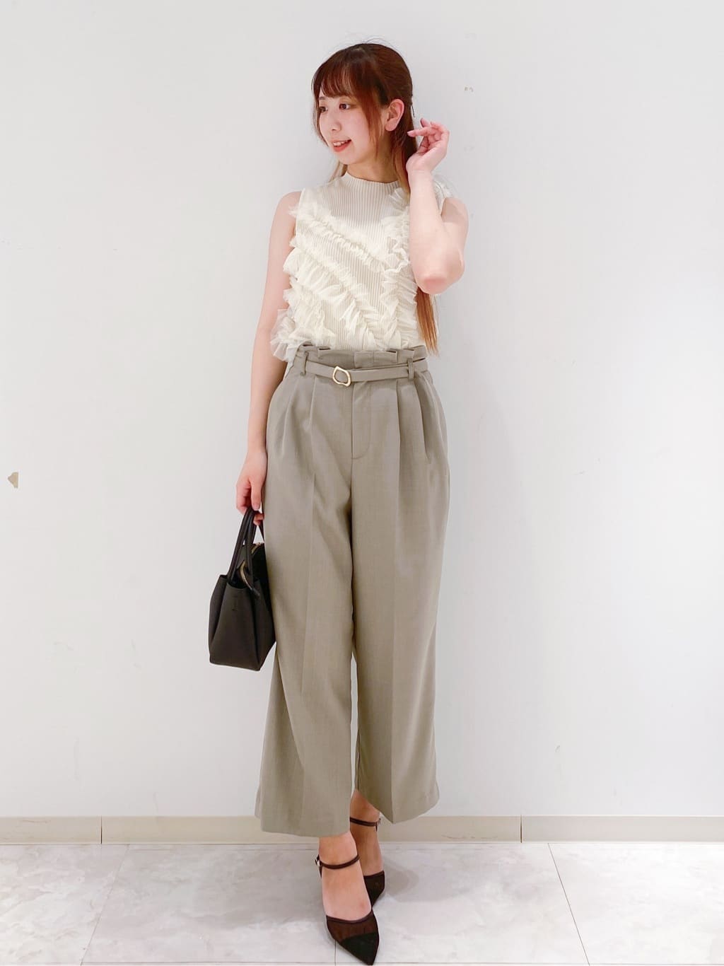 yurinaさんの「index｜麻調シアーダブルブレストテーラードジャケット【洗濯機洗い可】」を使ったコーディネート