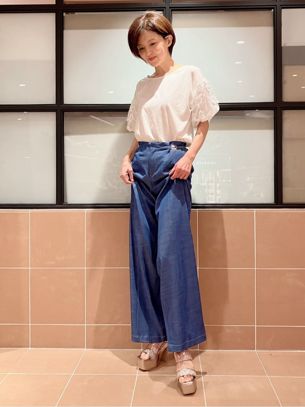Ｋさんの「ESPERANZA｜【ラク盛り／サンダル】リピーター続出／脚長美脚　ミュールサンダル」を使ったコーディネート