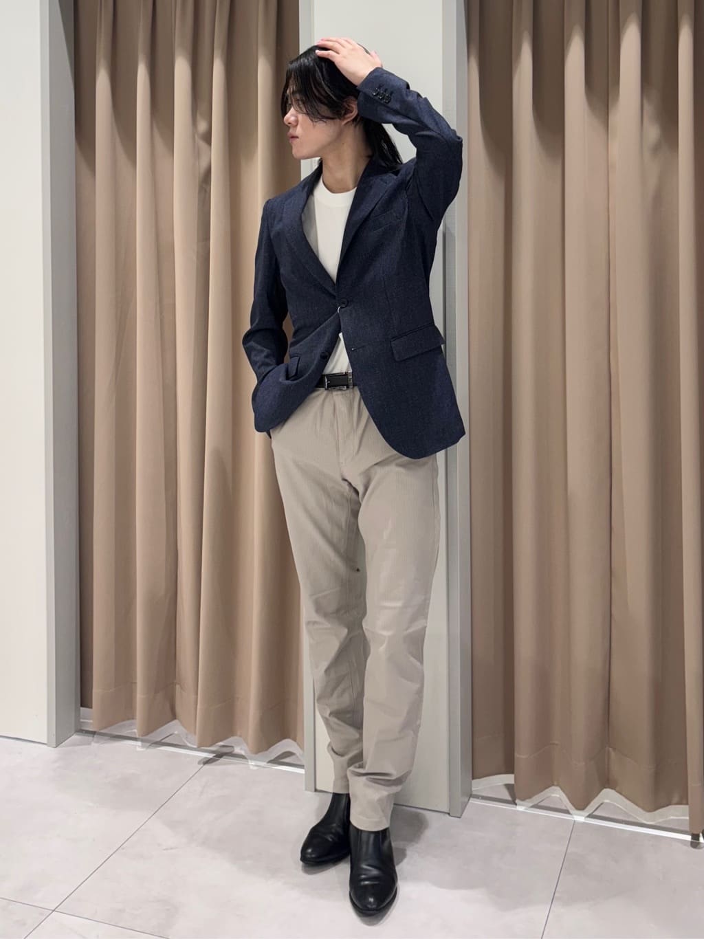 うらしーさんの「THE SHOP TK｜【オールシーズン穿ける！】7DAYSストレッチへリンボンパンツ　ON&hArr;OFF兼用」を使ったコーディネート