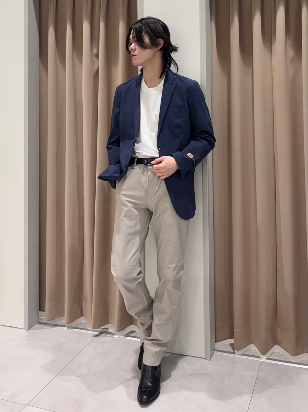 うらしーさんの「THE SHOP TK｜【オールシーズン穿ける！】7DAYSストレッチへリンボンパンツ　ON&hArr;OFF兼用」を使ったコーディネート