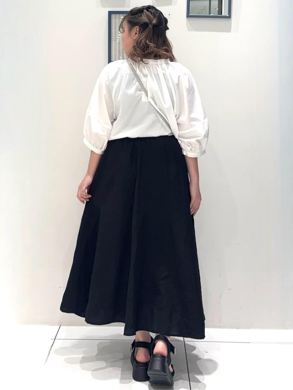  𝐦𝐢𝐨 さんの「grove｜」を使ったコーディネート