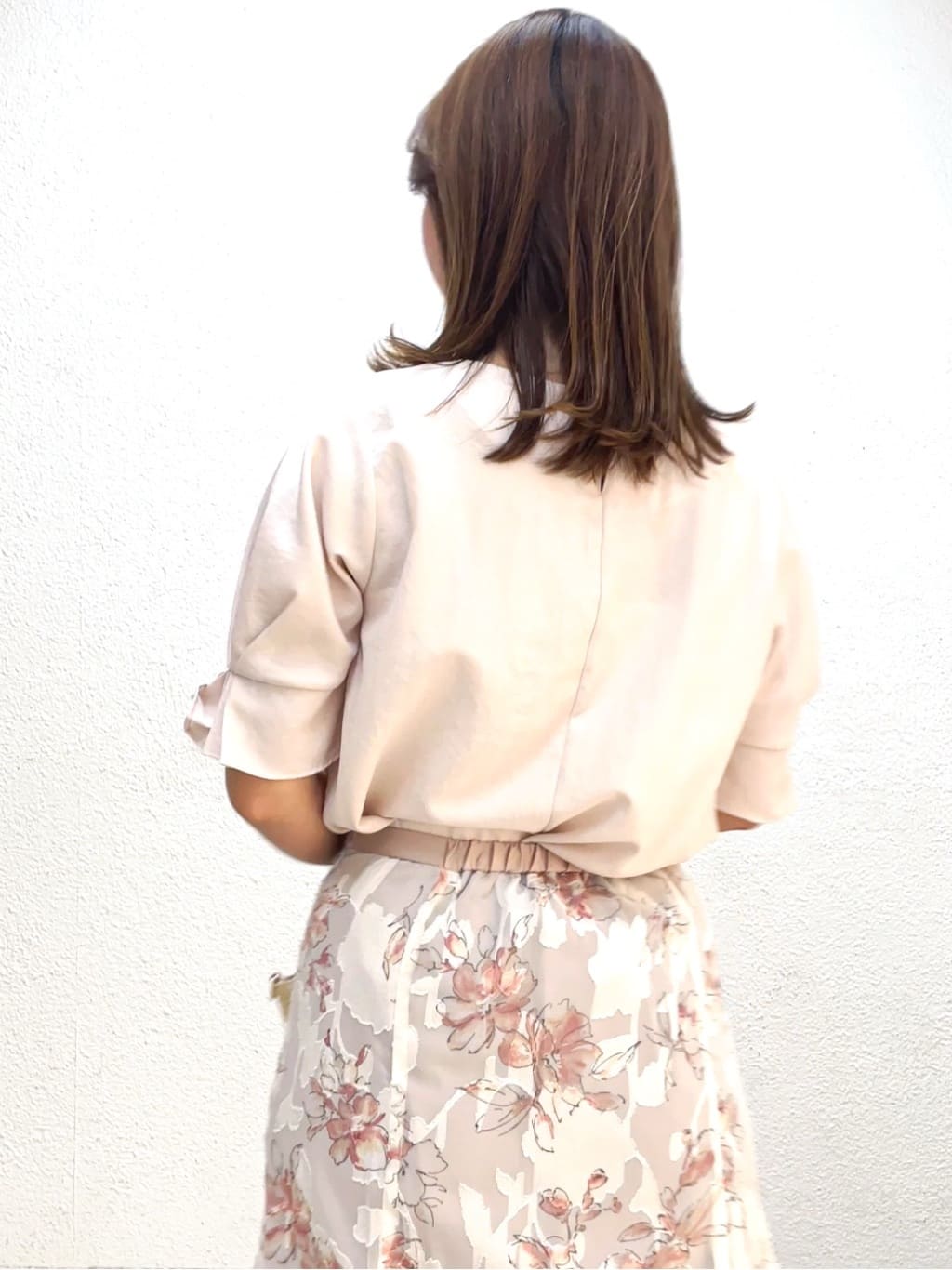 ミーさんの「index｜《8色展開／XS-LLサイズ》タックパフスリーブブラウス【洗濯機洗い可／吸水速乾／防シワ／抗ピル】」を使ったコーディネート