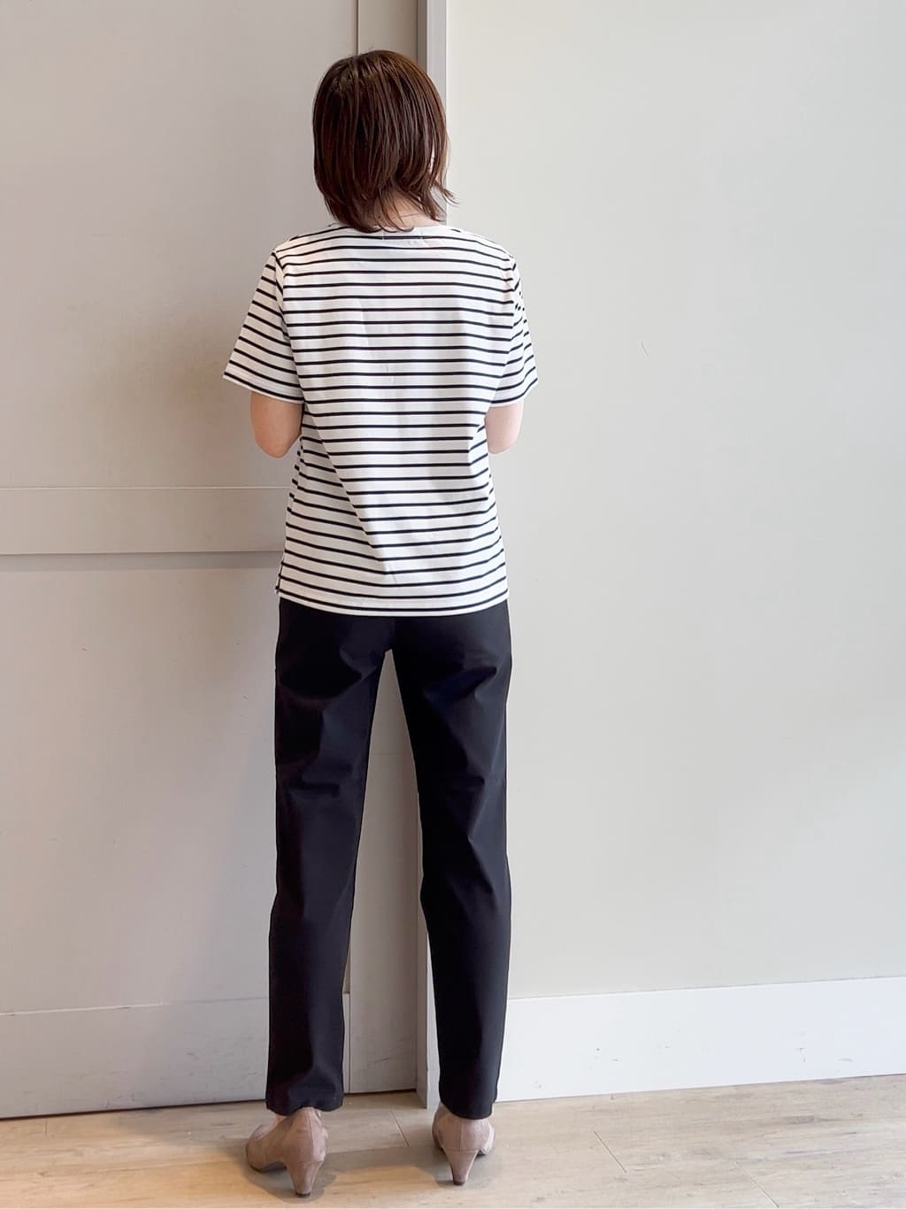 yamakoさんの「grove｜【冷感】サマーハイパーストレッチテーパードパンツ」を使ったコーディネート