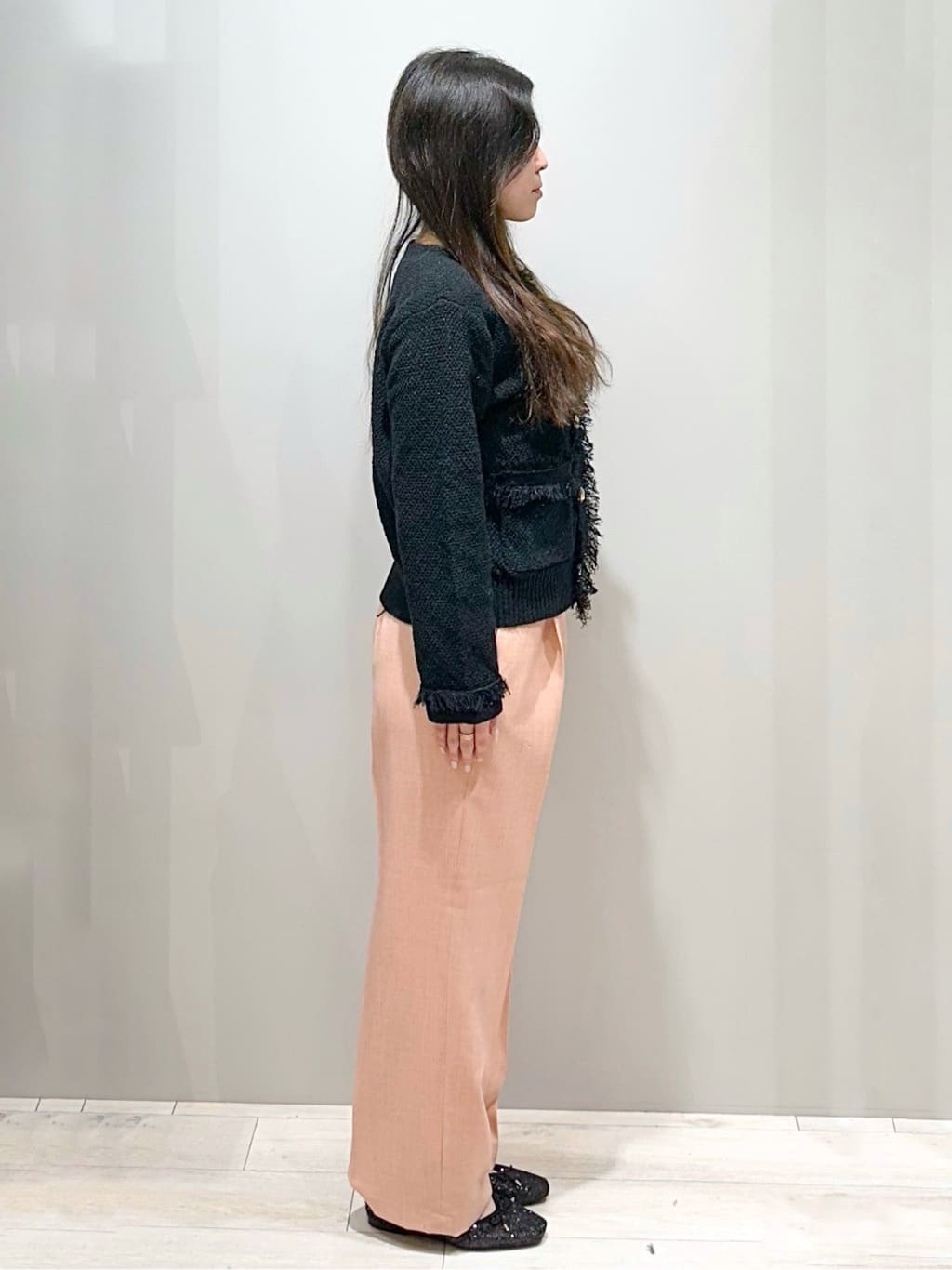 Iguさんの「THE SHOP TK｜◆【通勤/新生活】ノーカラーカーディガン/洗える」を使ったコーディネート