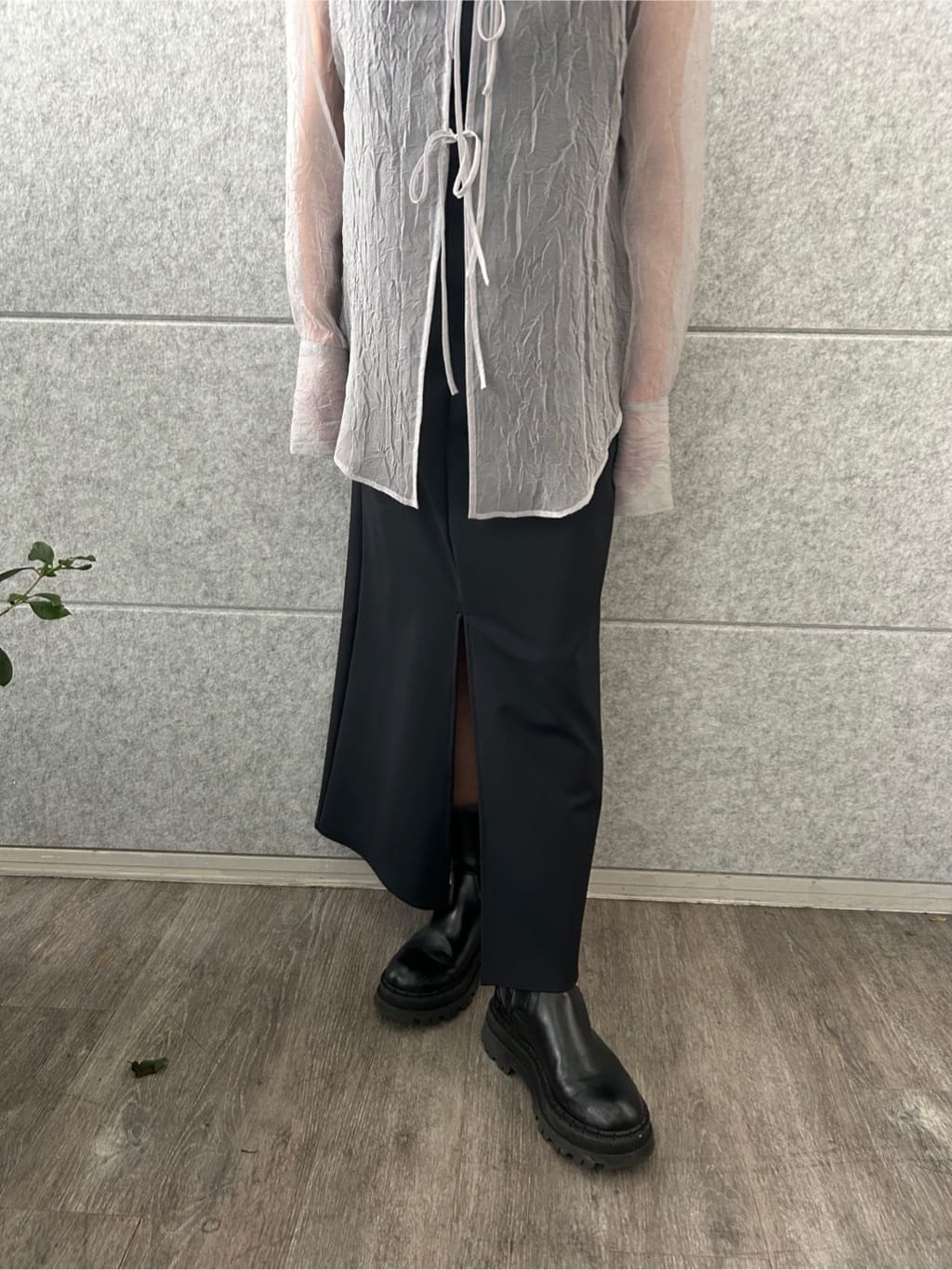 yukoさんの「CODE A｜slit jersey dress」を使ったコーディネート