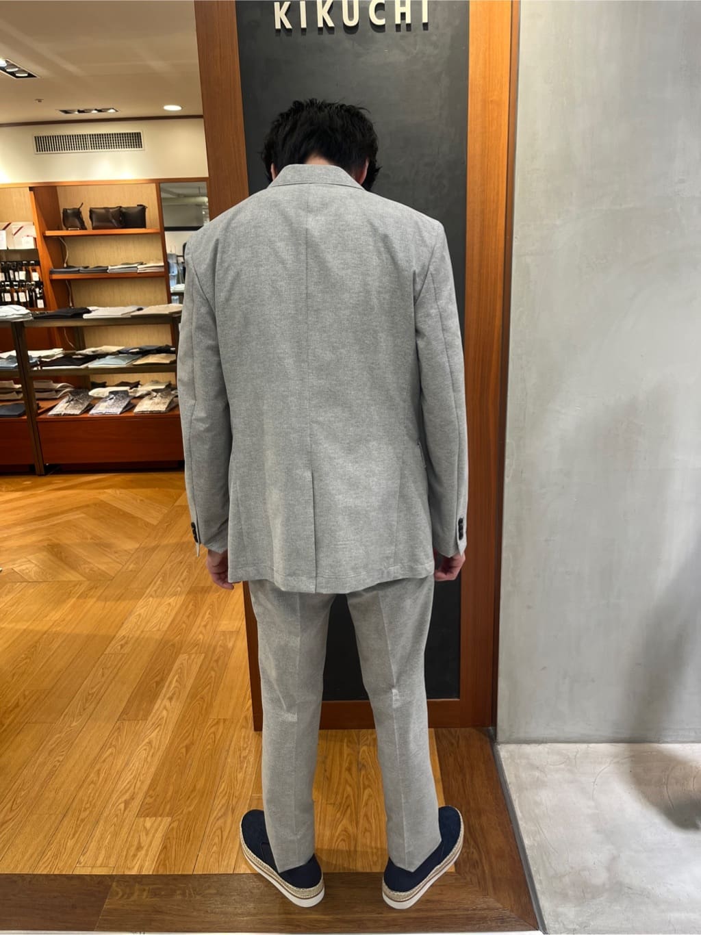 Yokochiさんの「TAKEO KIKUCHI｜【抗菌防臭】COOL DOTS（R）ドビープリント ジャケット」を使ったコーディネート