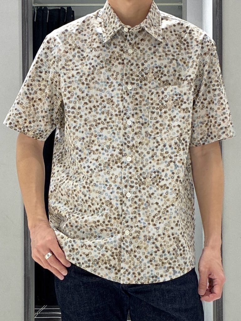 わいずみさんの「TAKEO KIKUCHI｜【抗菌防臭】COOL DOTS（R）ドビープリント ジャケット」を使ったコーディネート