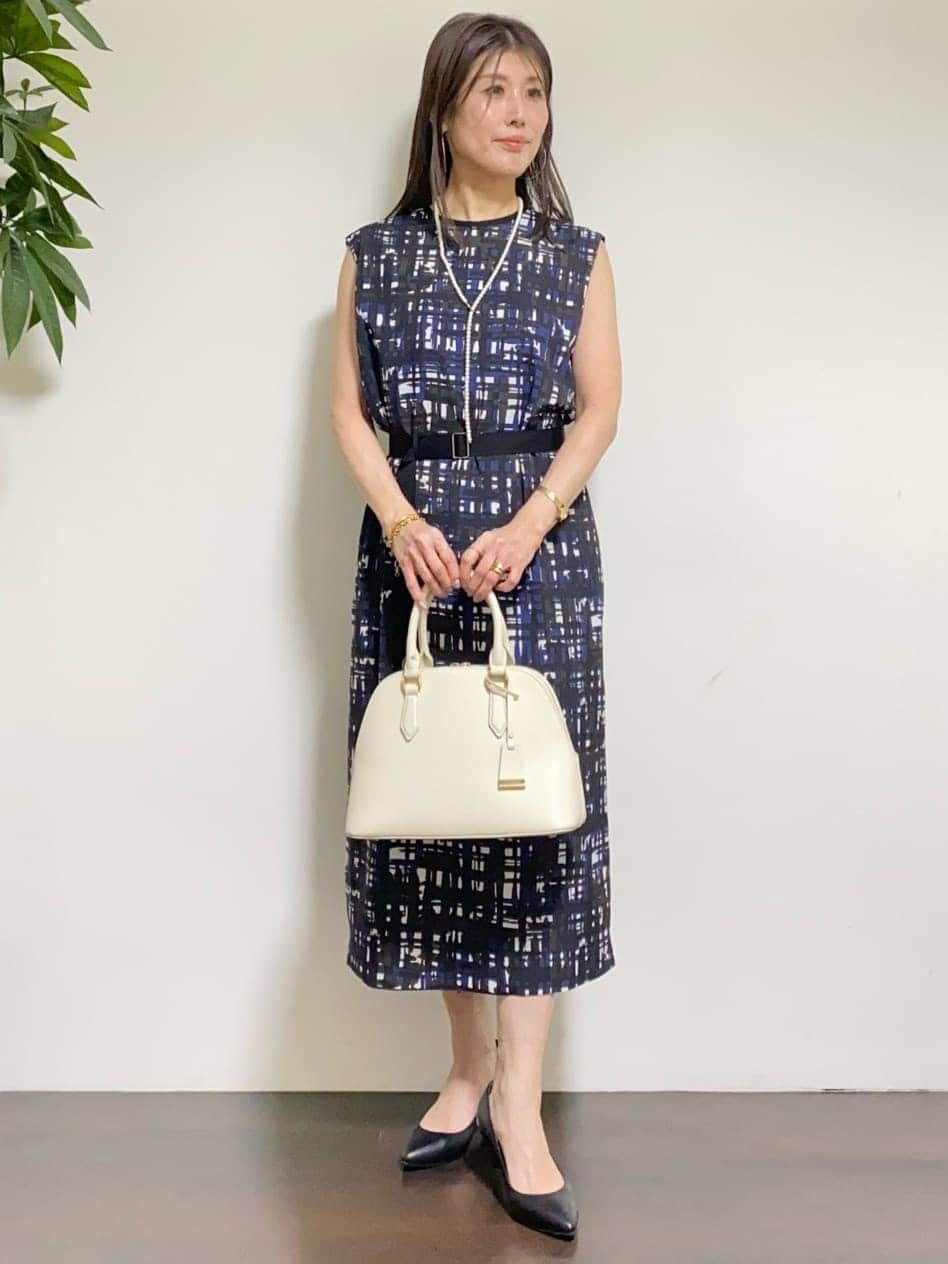 tomoさんの「UNTITLED｜【セレモニー】パール調フリークリップネックレス」を使ったコーディネート