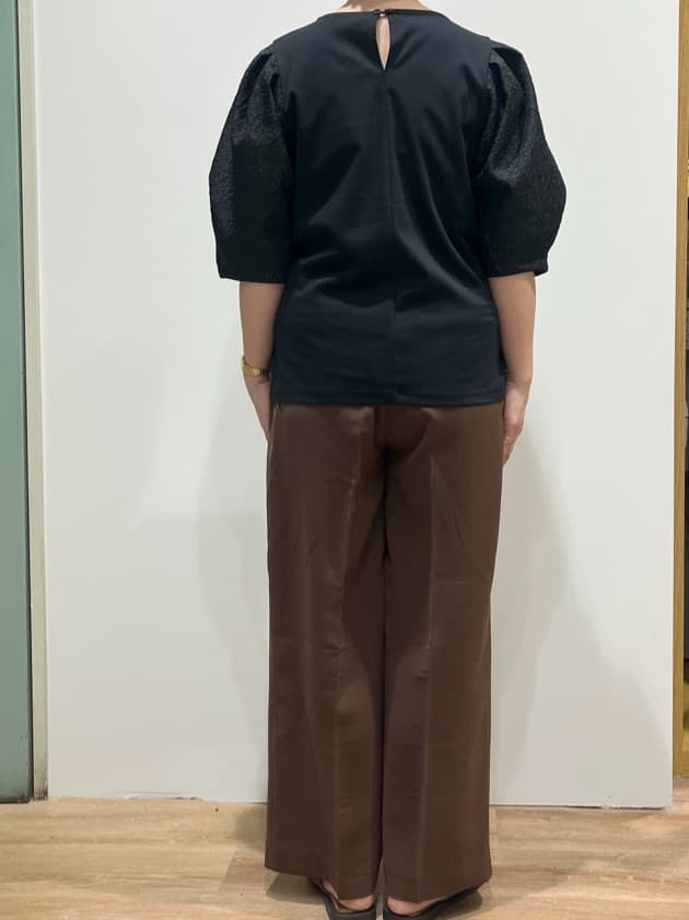 chiakiさんの「OPAQUE.CLIP｜◆ふくれドッキングスリーブトップス【洗濯機洗い可】」を使ったコーディネート