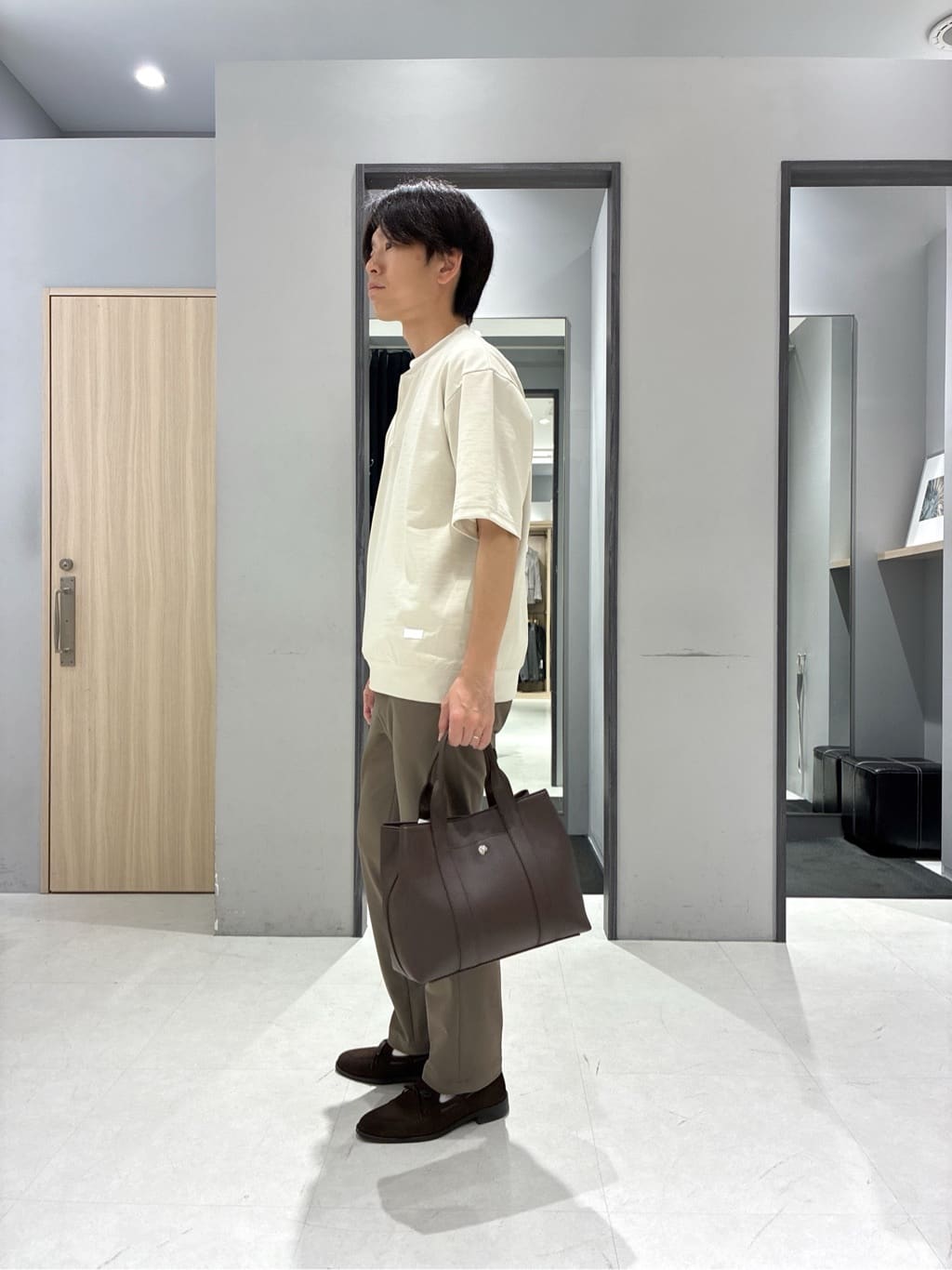 わいずみさんの「TAKEO KIKUCHI｜【抗菌防臭／5サイズ展開】ハイゲージポンチ Tシャツ」を使ったコーディネート