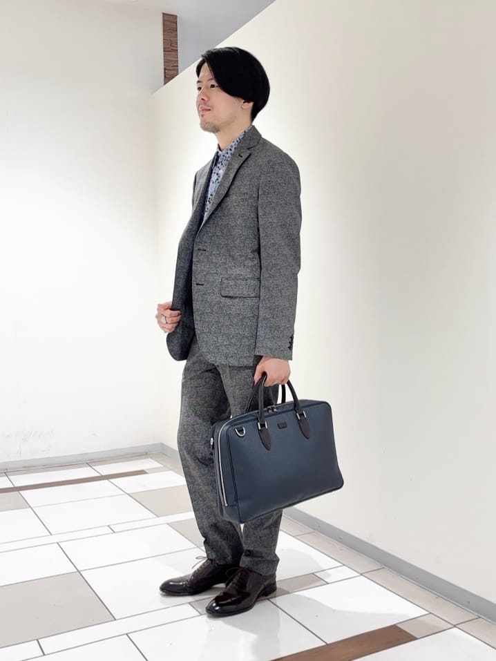 及川さんの「TAKEO KIKUCHI｜【抗菌防臭】COOL DOTS（R）ドビープリント ジャケット」を使ったコーディネート