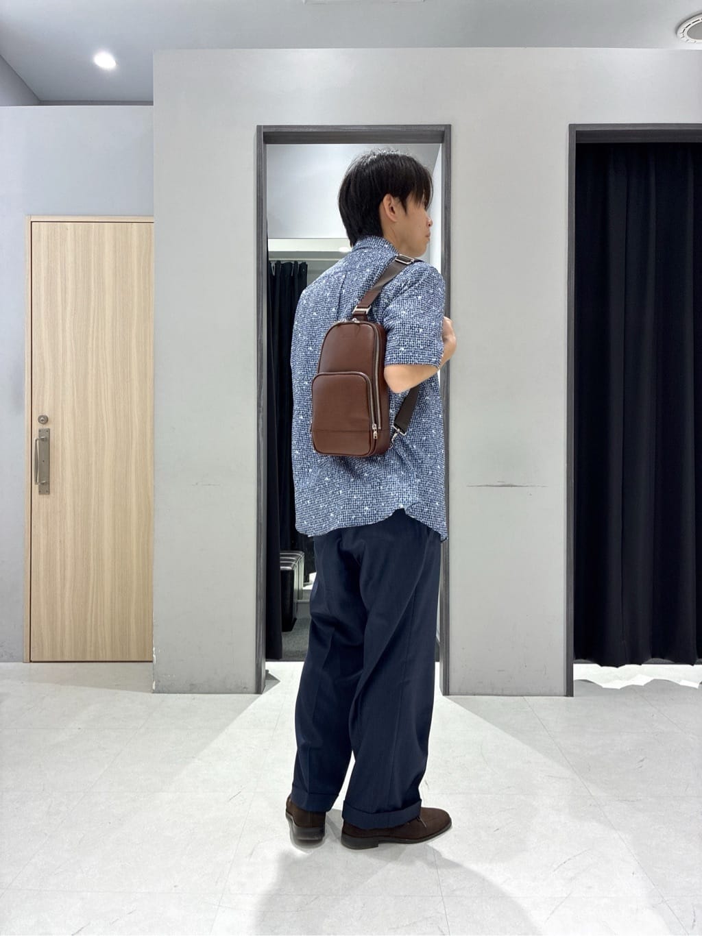わいずみさんの「TAKEO KIKUCHI｜【抗菌防臭／5サイズ展開】ハイゲージポンチ Tシャツ」を使ったコーディネート
