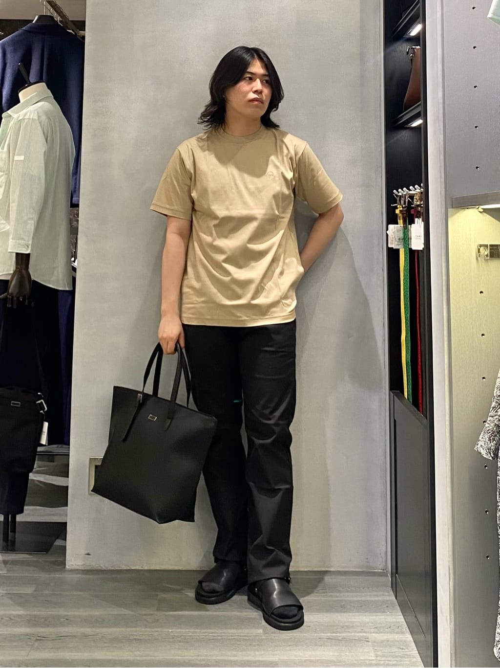 nishiさんの「TAKEO KIKUCHI｜【Made in JAPAN】播州織 ストレッチ パンツ」を使ったコーディネート