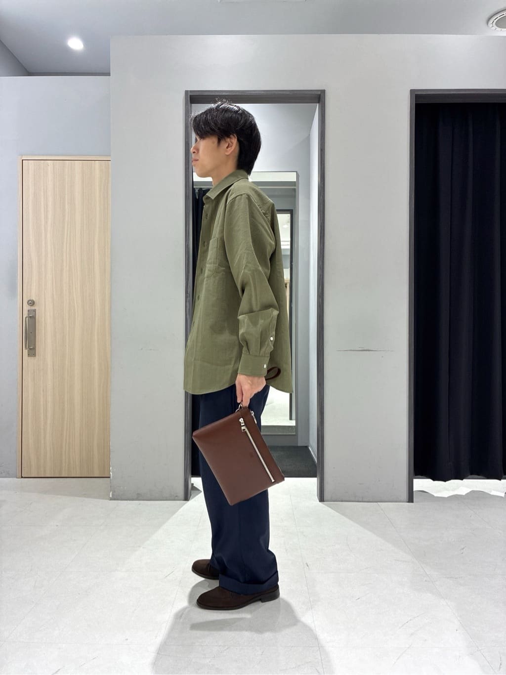 わいずみさんの「TAKEO KIKUCHI｜【抗菌防臭／5サイズ展開】ハイゲージポンチ Tシャツ」を使ったコーディネート