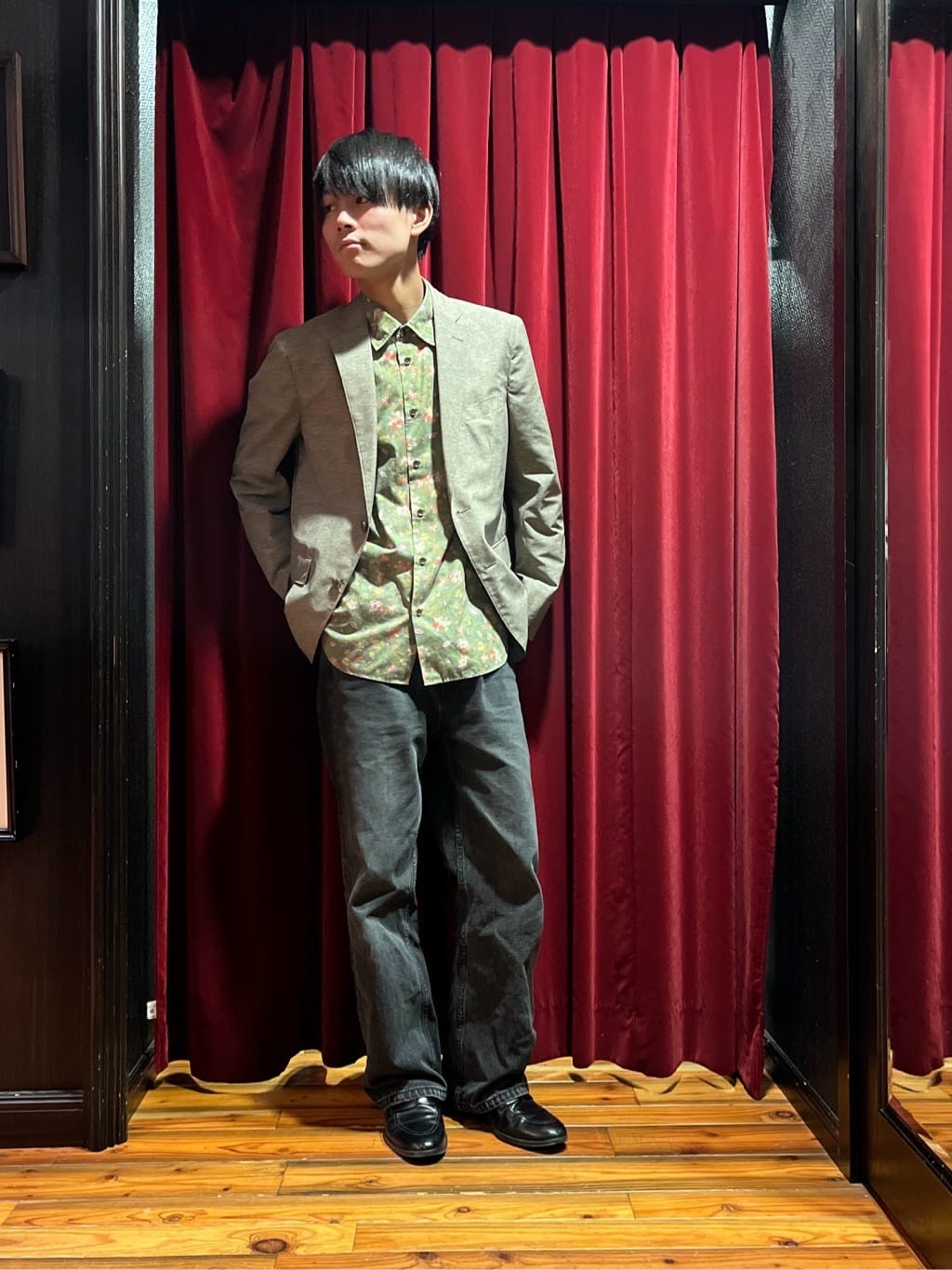 うっちーさんの「TAKEO KIKUCHI｜【抗菌防臭】COOL DOTS（R）ドビープリント ジャケット」を使ったコーディネート