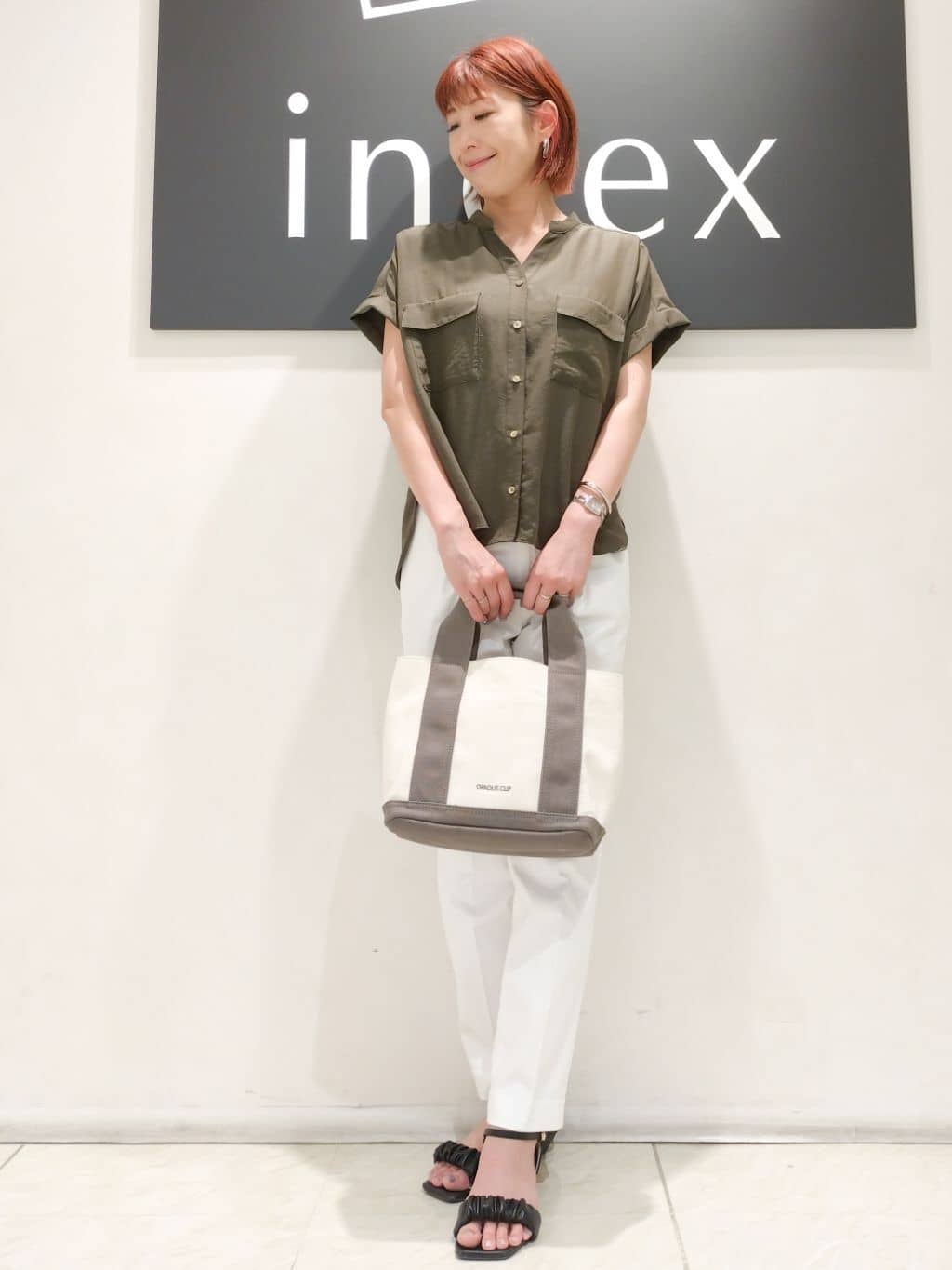 n.さんの「index｜ダブルポケットスキッパーブラウス【洗濯機洗い可／イージーアイロン】」を使ったコーディネート