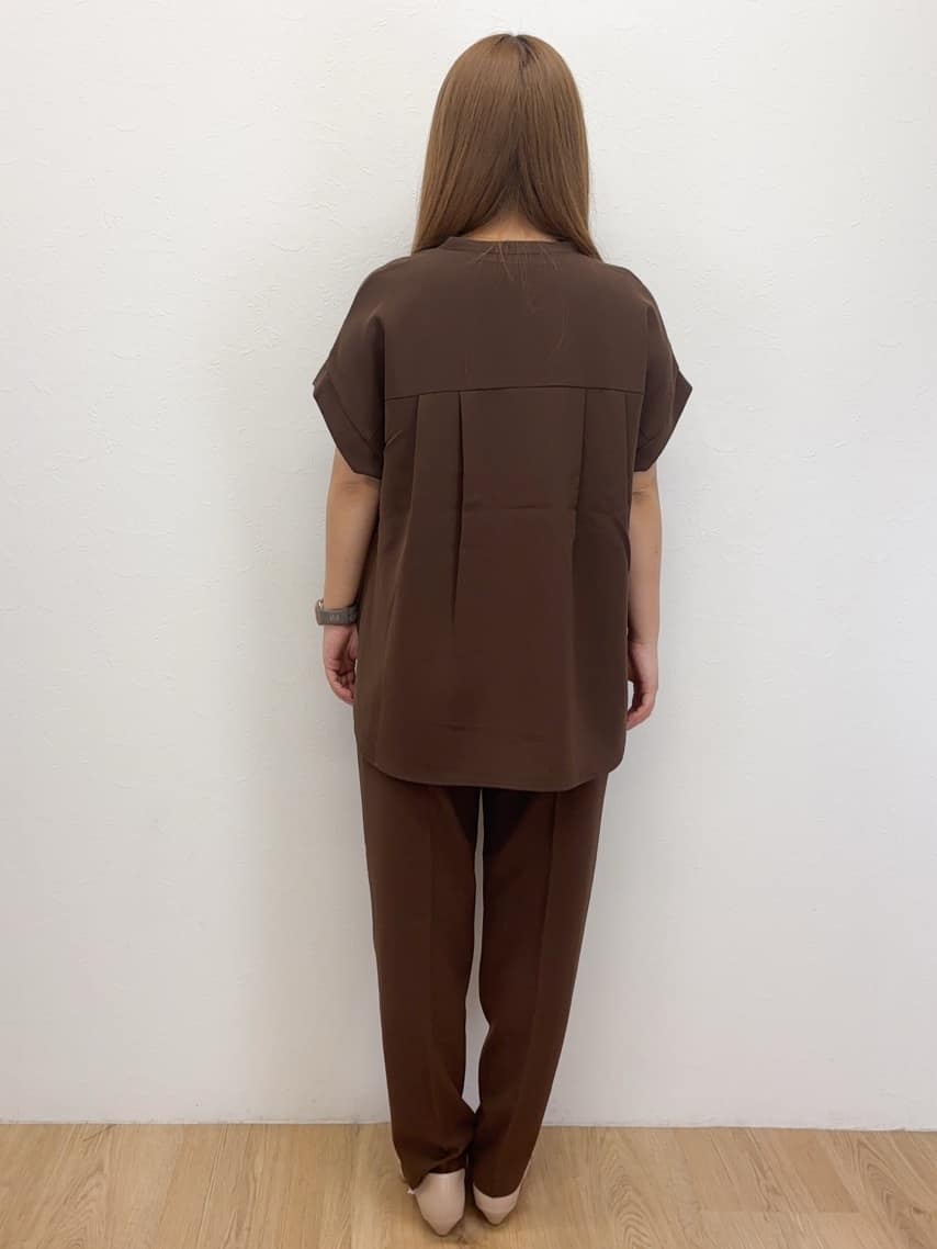 Haruさんの「OPAQUE.CLIP｜《7色展開／SS-LLサイズ》ストレッチスキッパーブラウス／セットアップ対応【洗濯機洗い可／防シワ】」を使ったコーディネート