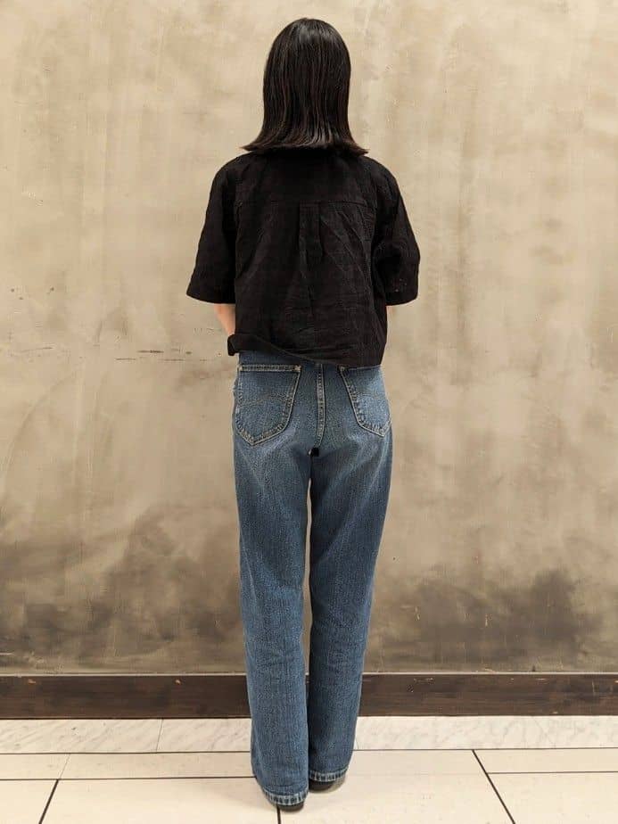 shioさんの「grove｜【Lee&times;grove別注】STRAIGHT DENIM PANTS」を使ったコーディネート