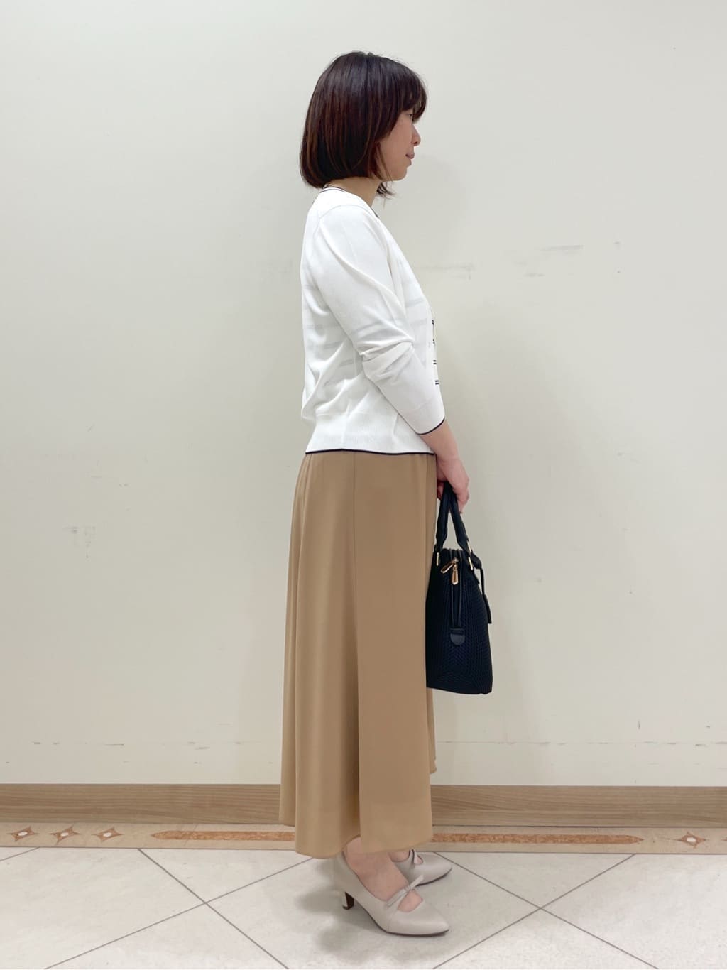 hanaさんの「Reflect｜◆【手洗い可／アンサンブル可】バイカラーカーディガン」を使ったコーディネート