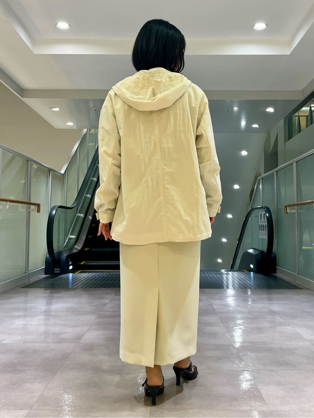 ちりんさんの「UNTITLED｜◆【セットアップ可能】スポンディッシュプルオーバー」を使ったコーディネート