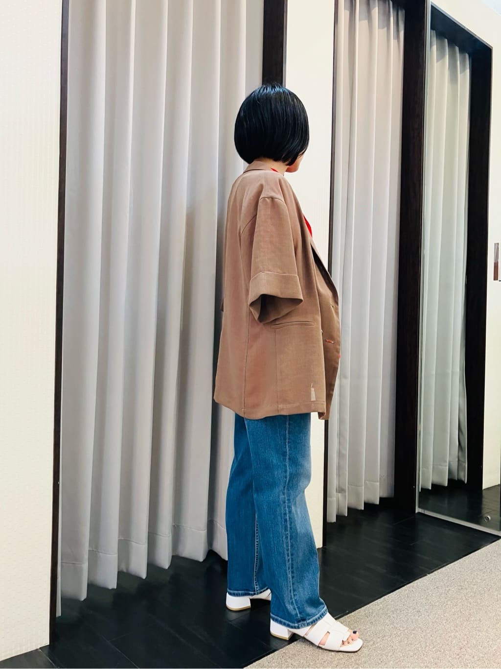AYAさんの「INDIVI｜【褒められデニム】スリムストレート デニムパンツ」を使ったコーディネート