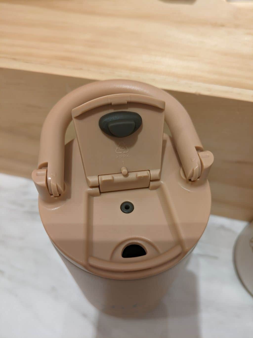 たかともさんの「212 KITCHEN STORE｜ナイール オーバルワンハンドルバスケット Ｌ」を使ったコーディネート