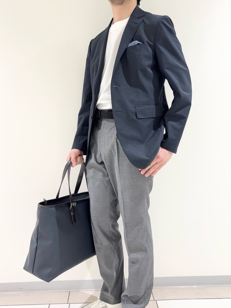 及川さんの「TAKEO KIKUCHI｜【抗菌防臭】COOL DOTS（R）ドビープリント ジャケット」を使ったコーディネート