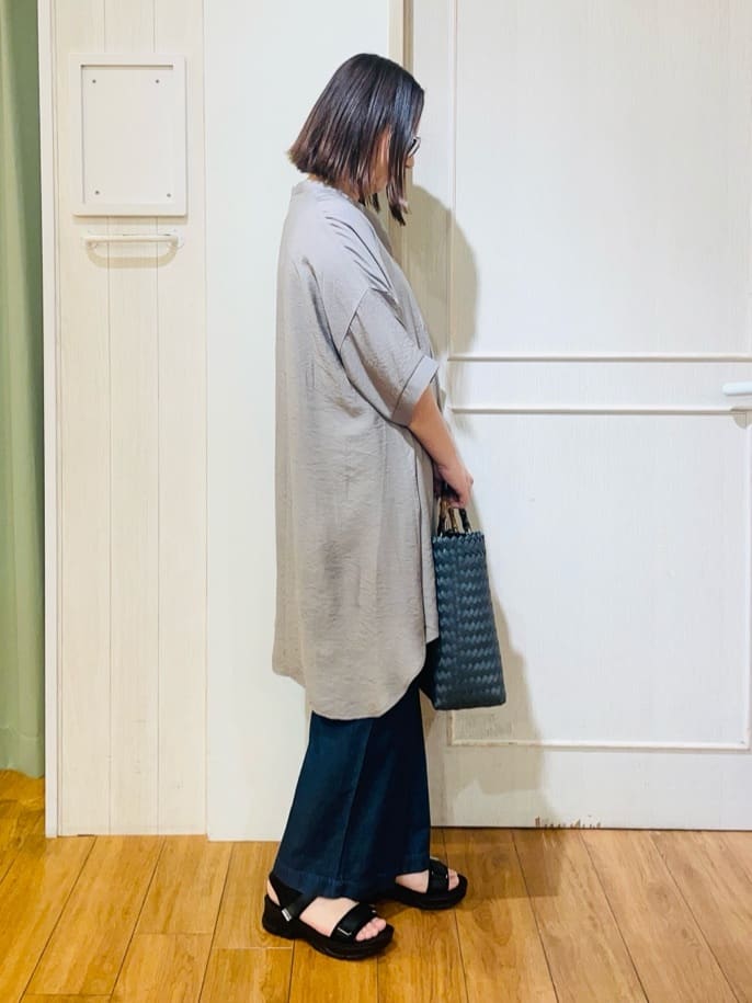 kumaさんの「SHOO･LA･RUE｜◆【洗える/S-LL/ひんやり】ゆったりチュニックワンピース」を使ったコーディネート