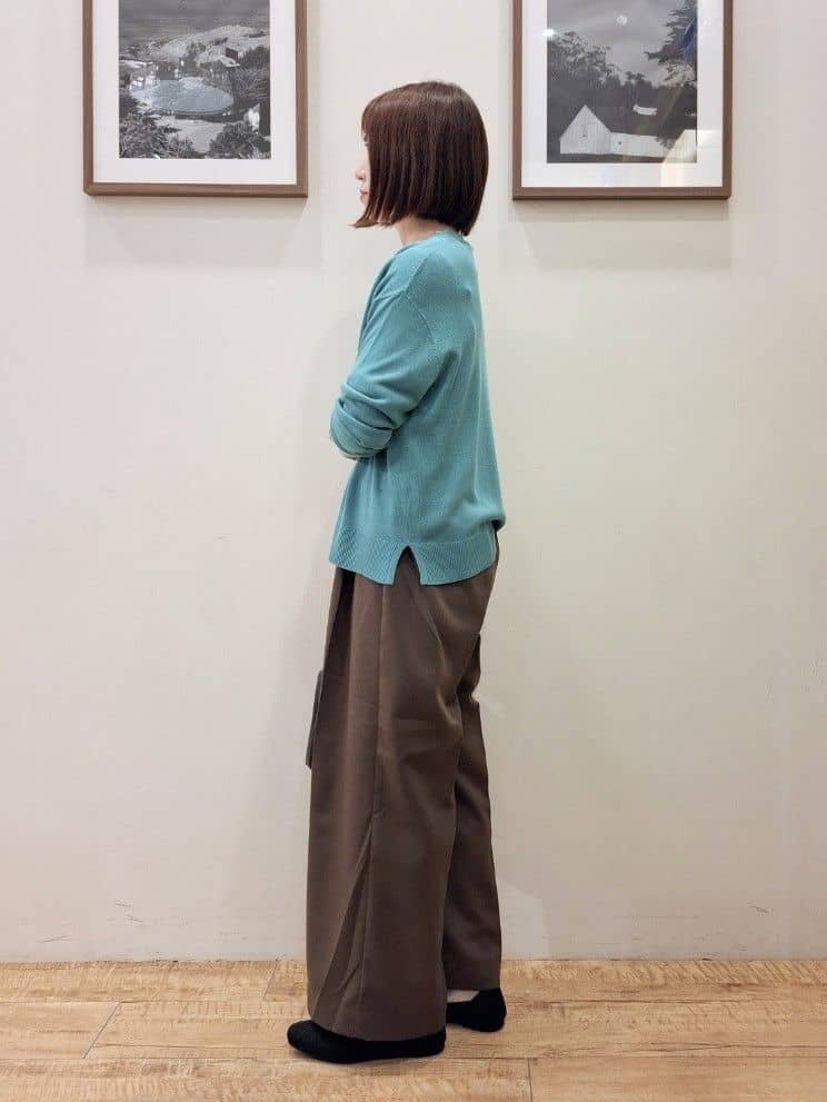 まあるさんの「SHOO･LA･RUE｜◆【洗える/UV/吸水速乾/アンチピリング/S-LL】 タックワイドパンツ」を使ったコーディネート