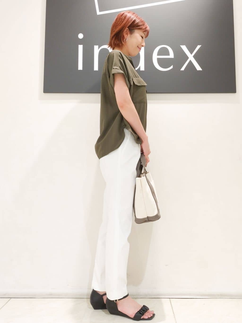 n.さんの「index｜ダブルポケットスキッパーブラウス【洗濯機洗い可／イージーアイロン】」を使ったコーディネート