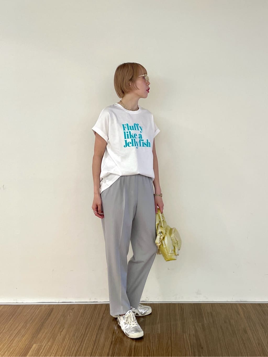 mikuさんの「INDIVI｜【接触冷感／セットアップ対応】イージーテーパードパンツ【通勤・セレモニー】」を使ったコーディネート