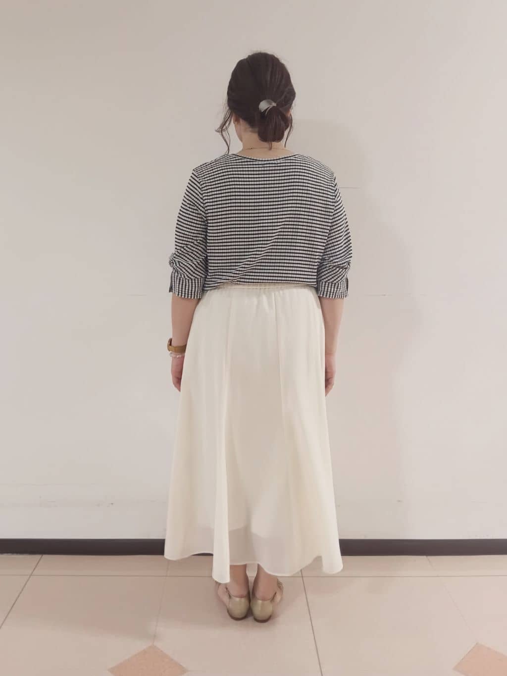 kaoさんの「INDIVI｜◆【洗える／吸水速乾／UVケア】ねじりデザイン袖カットソー」を使ったコーディネート